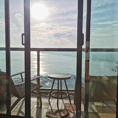 Yussy 2 Bedroom Sea View Condo At R&F Princess Cove Johor Bahru Exteriör bild