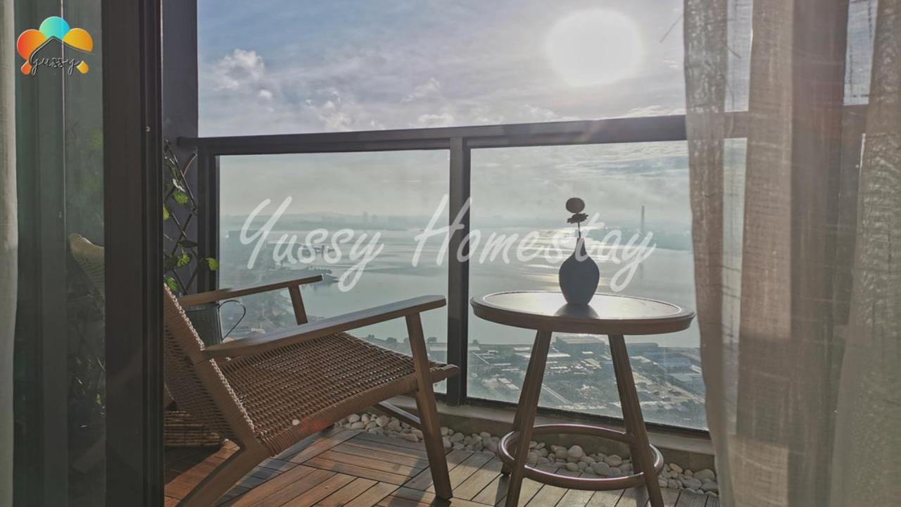 Yussy 2 Bedroom Sea View Condo At R&F Princess Cove Johor Bahru Exteriör bild