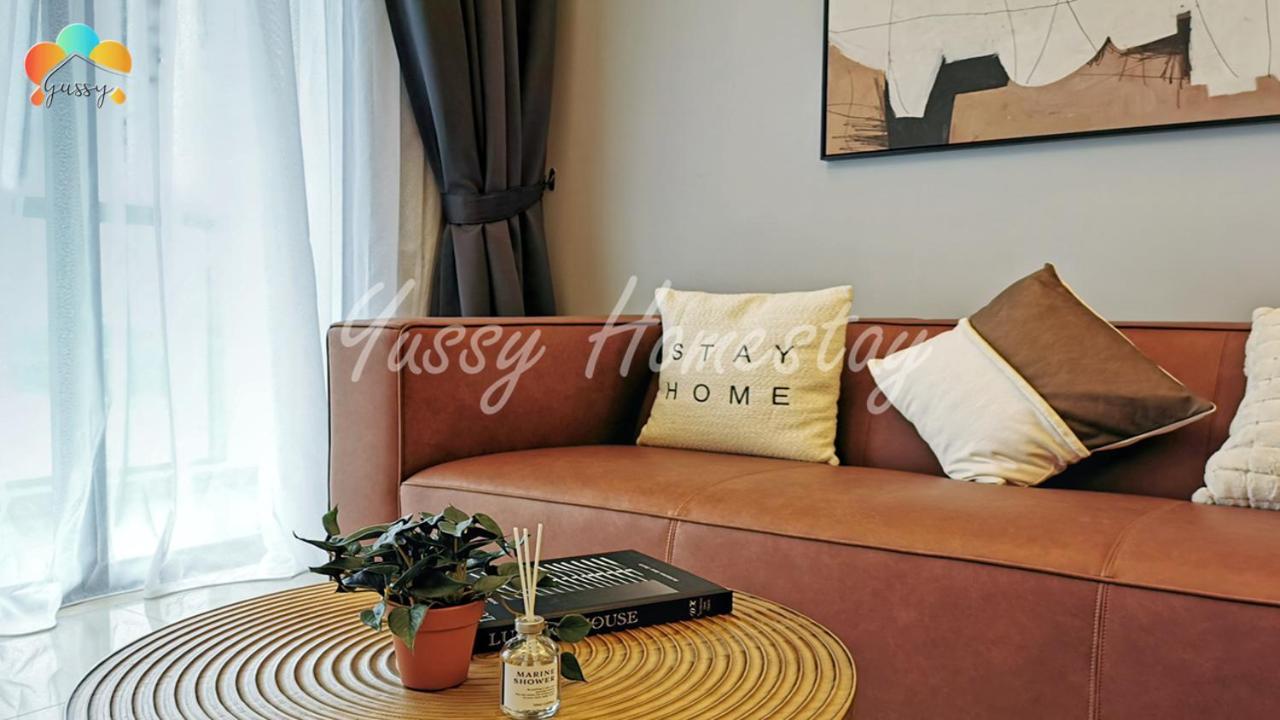 Yussy 2 Bedroom Sea View Condo At R&F Princess Cove Johor Bahru Exteriör bild
