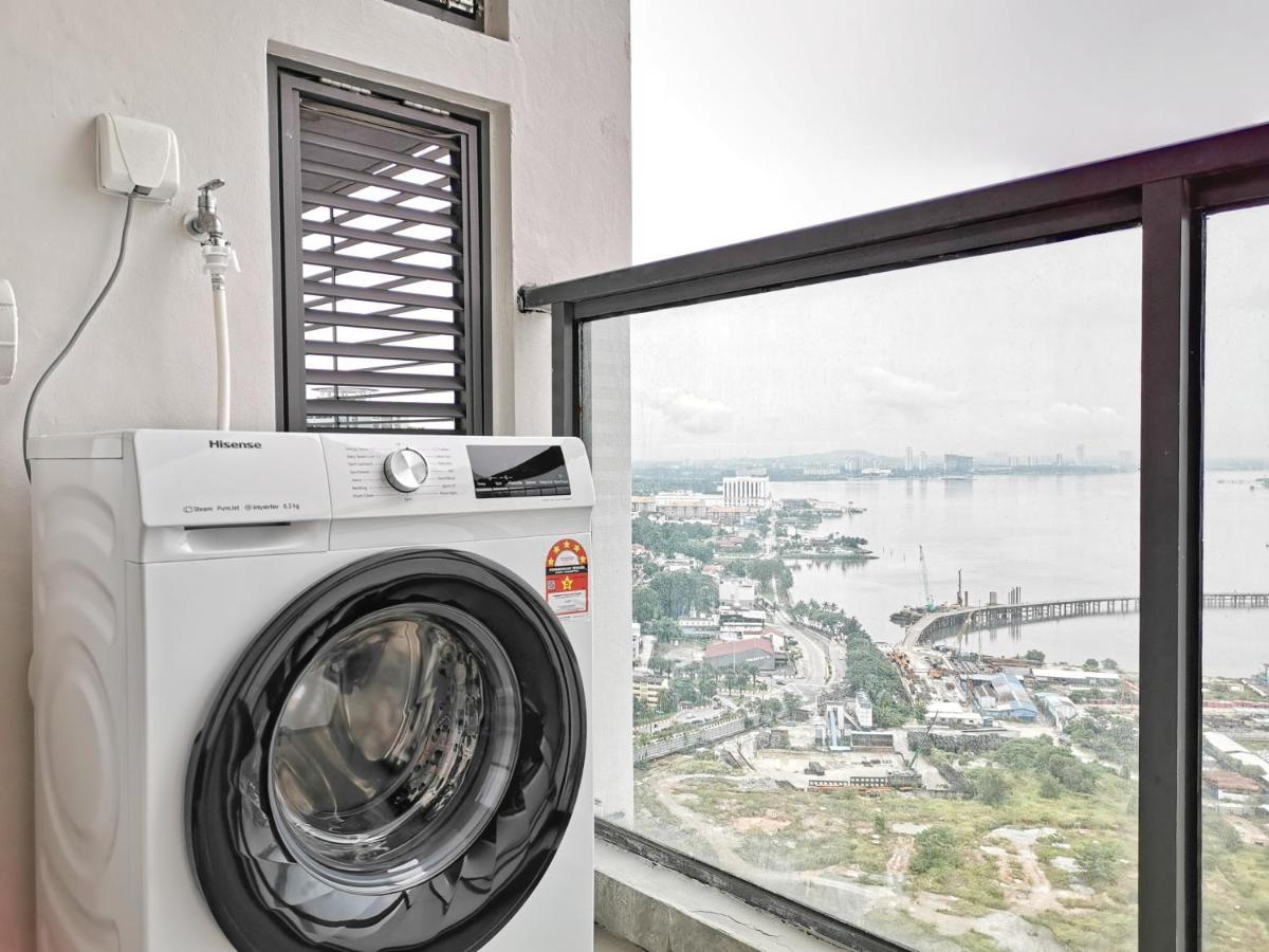 Yussy 2 Bedroom Sea View Condo At R&F Princess Cove Johor Bahru Exteriör bild