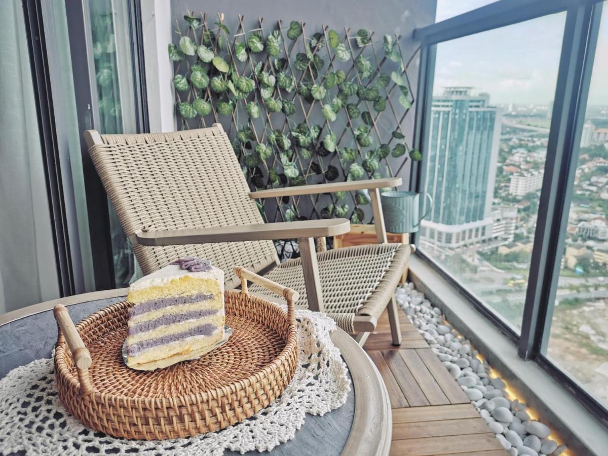 Yussy 2 Bedroom Sea View Condo At R&F Princess Cove Johor Bahru Exteriör bild