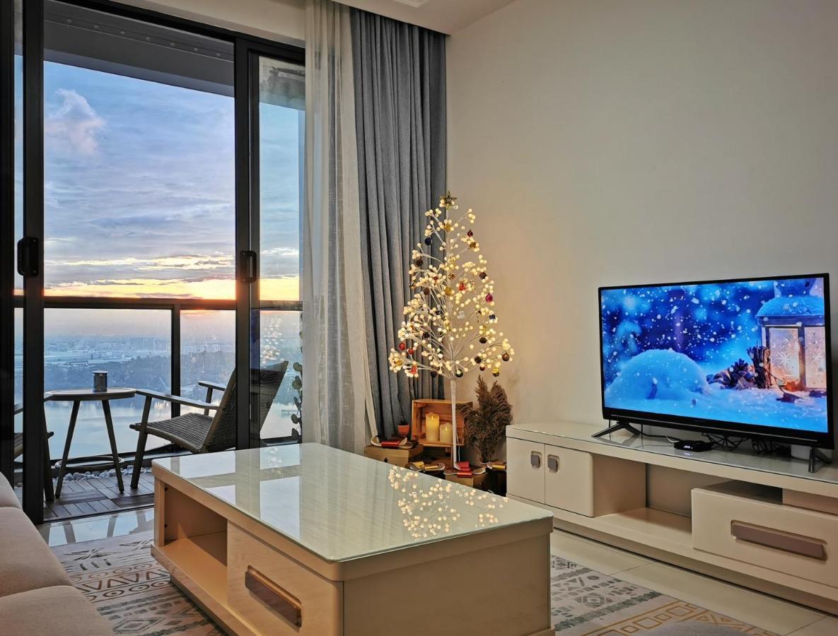 Yussy 2 Bedroom Sea View Condo At R&F Princess Cove Johor Bahru Exteriör bild